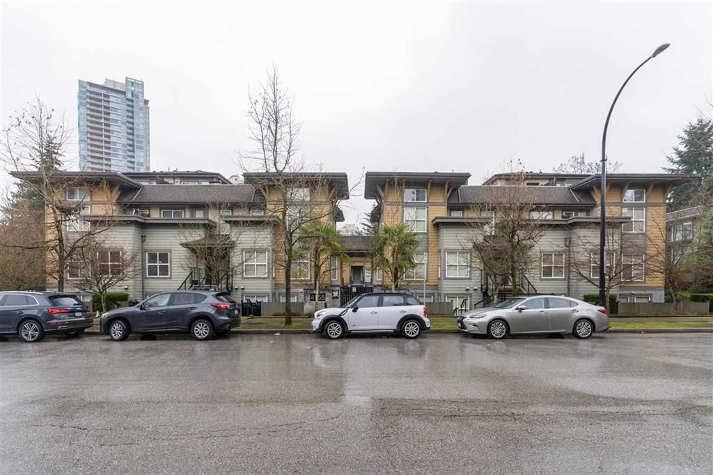 Listing Image 11
