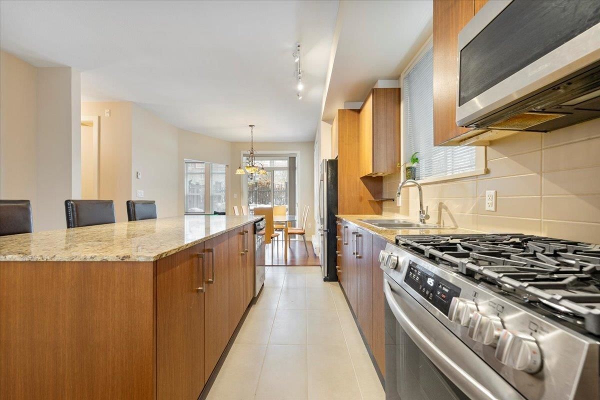 Listing Image 18