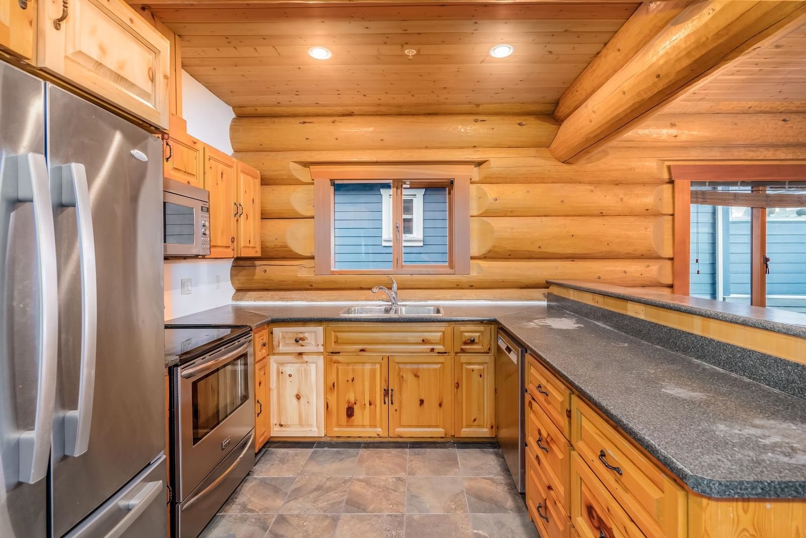 Listing Image 14