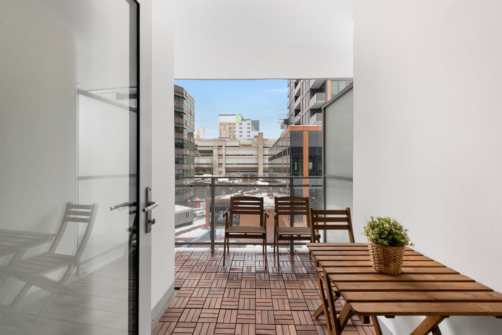 Listing Image 22