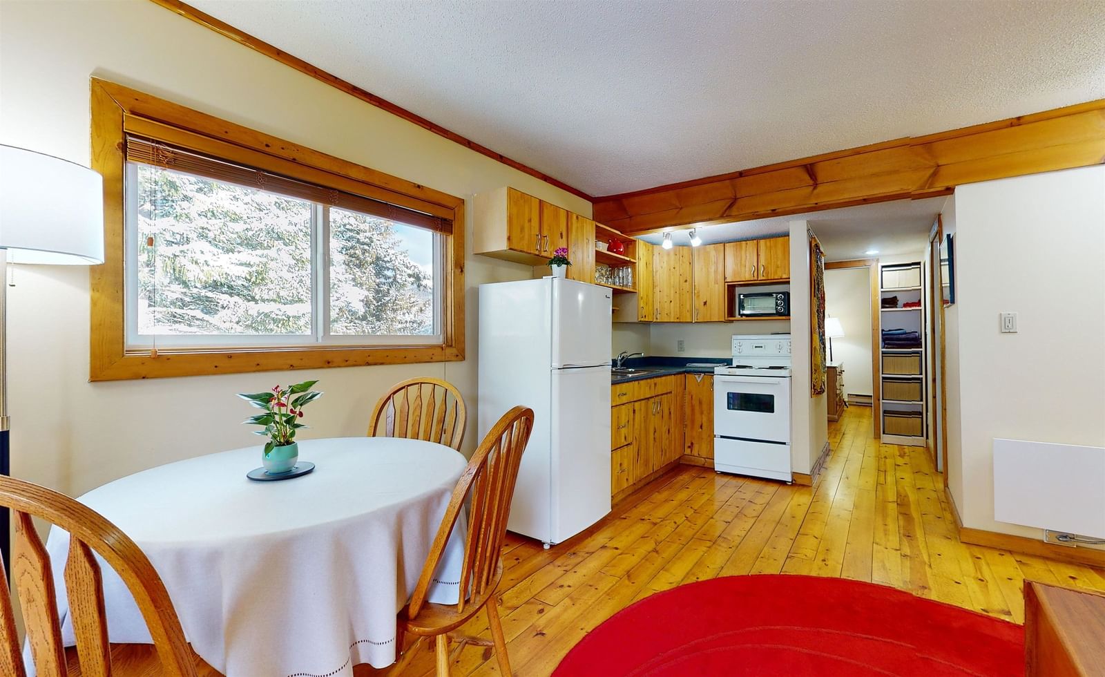 Listing Image 8