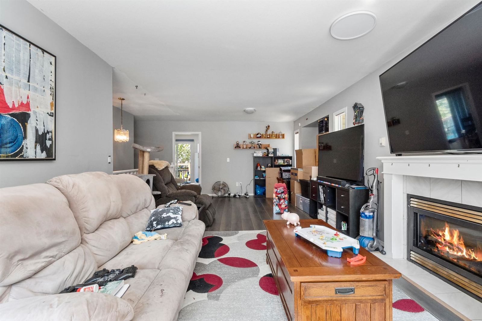 Listing Image 17