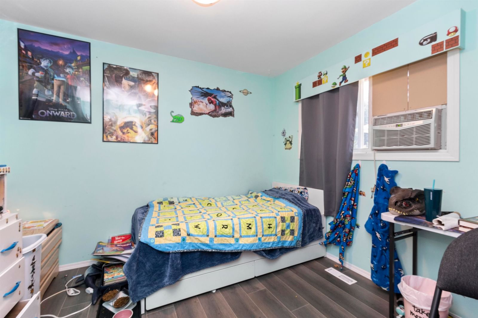 Listing Image 8
