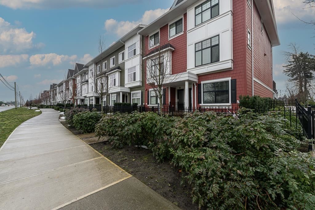 Listing Image 30