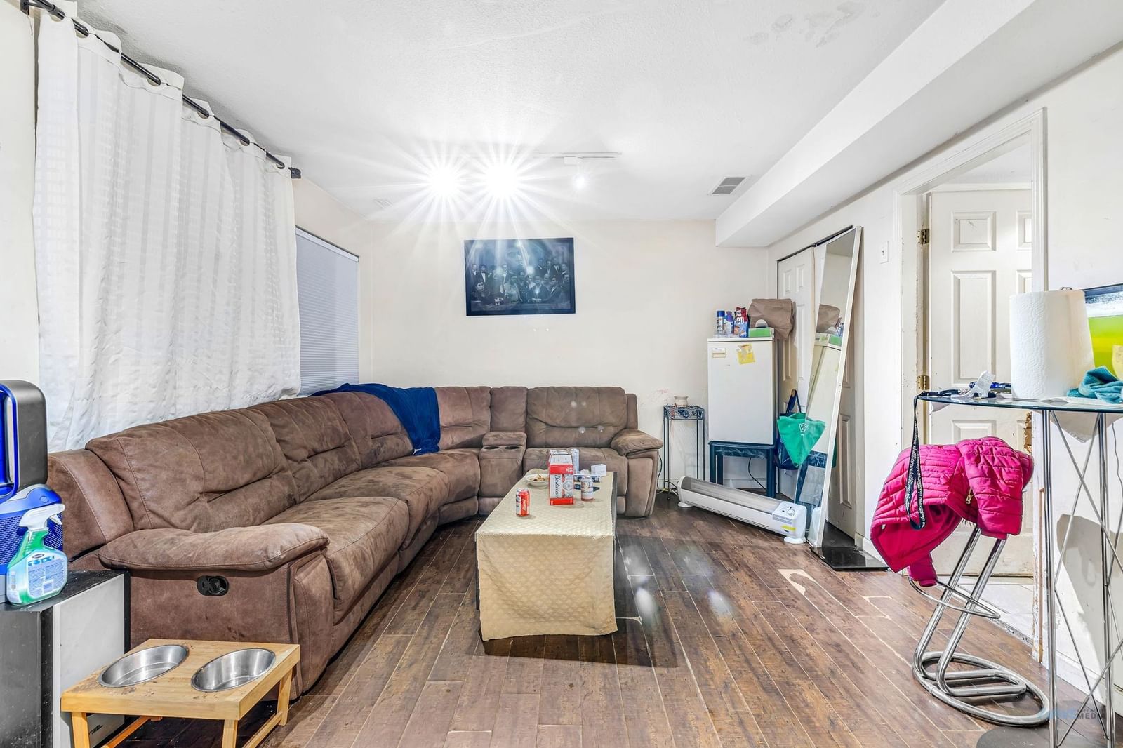 Listing Image 23