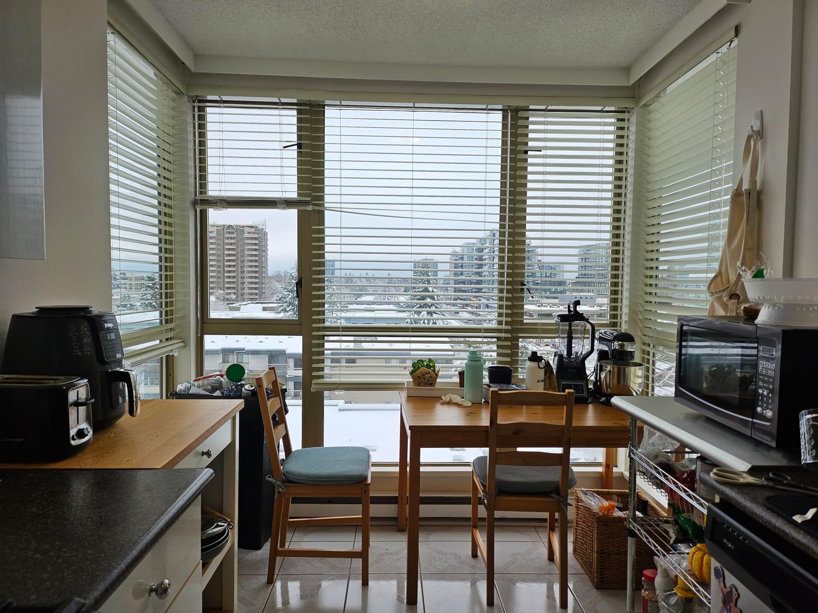 Listing Image 8