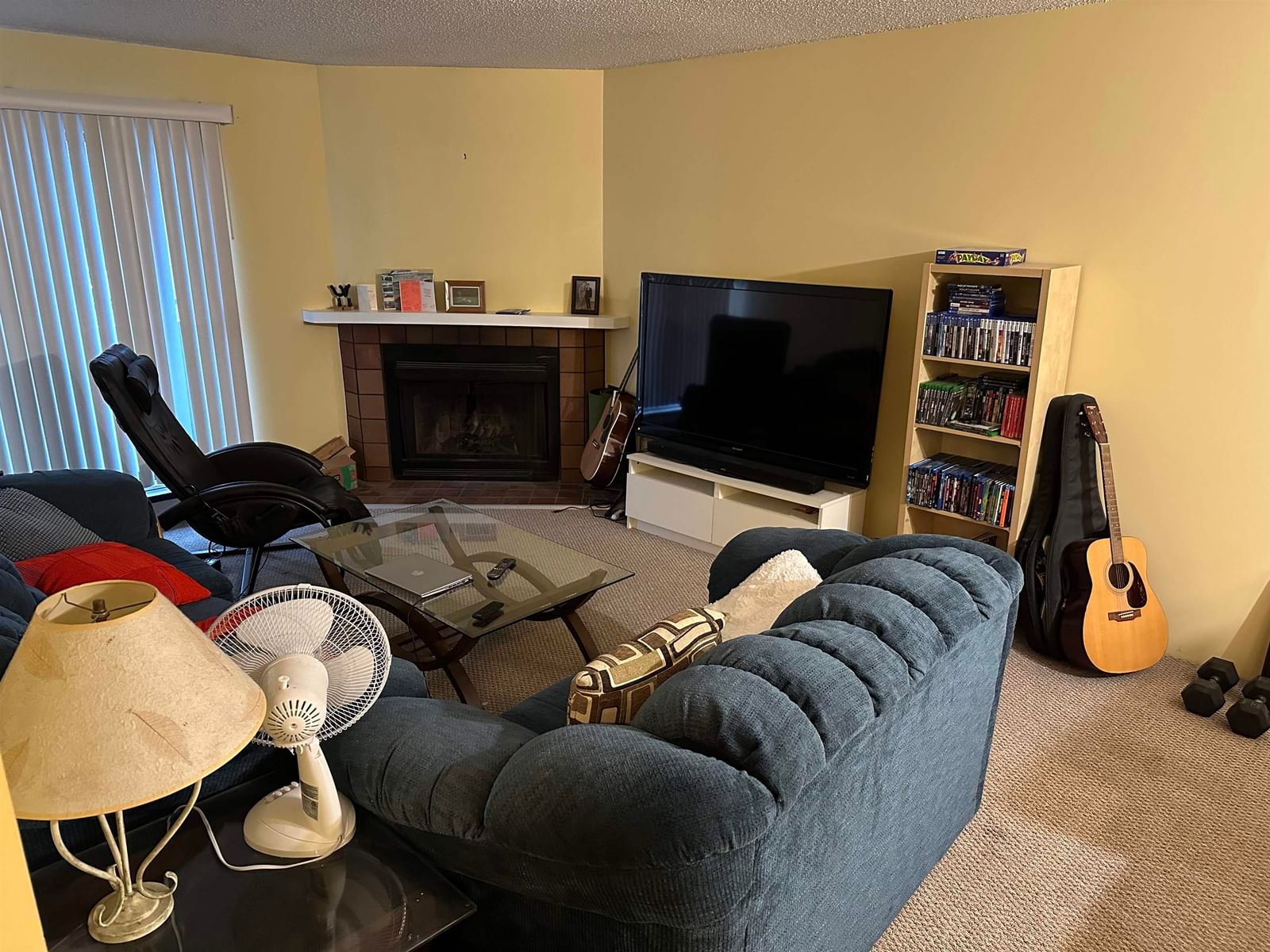 Listing Image 4