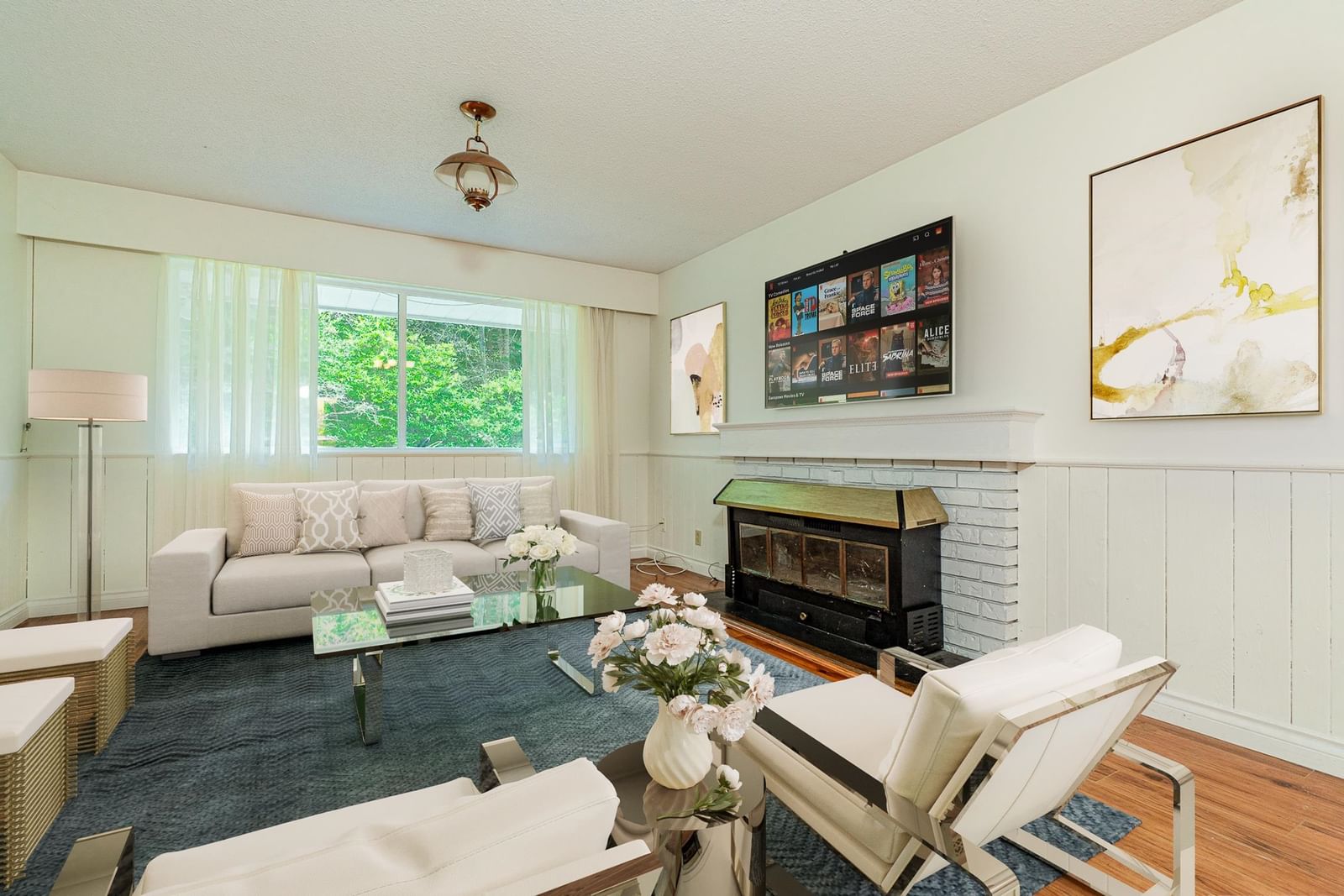 Listing Image 12