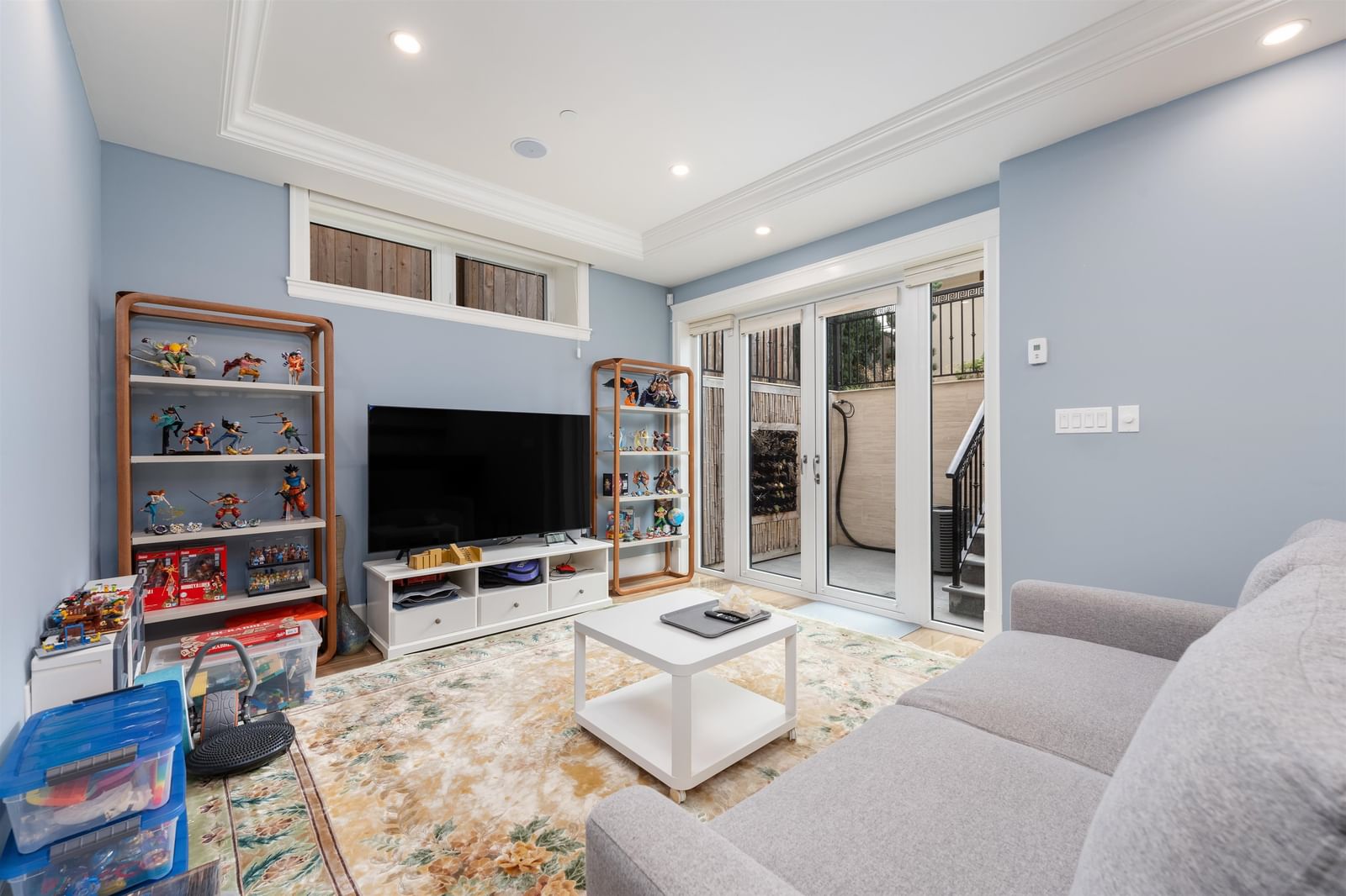 Listing Image 16
