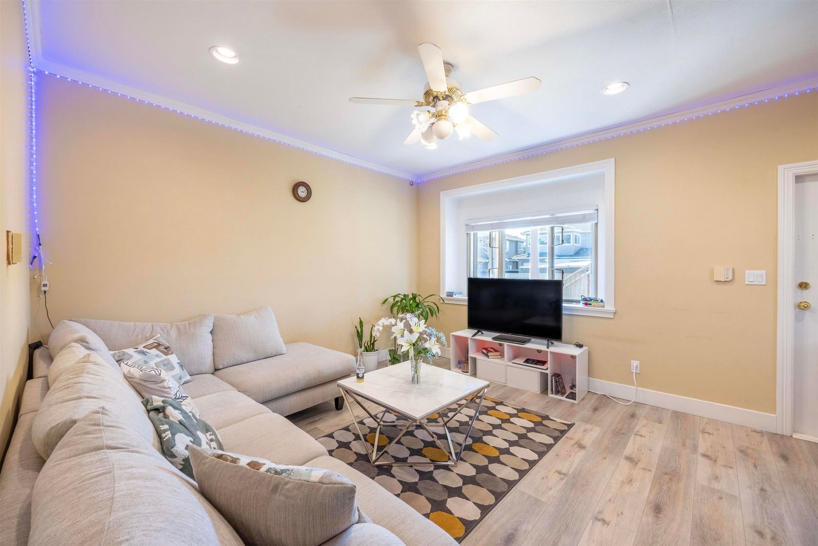 Listing Image 26