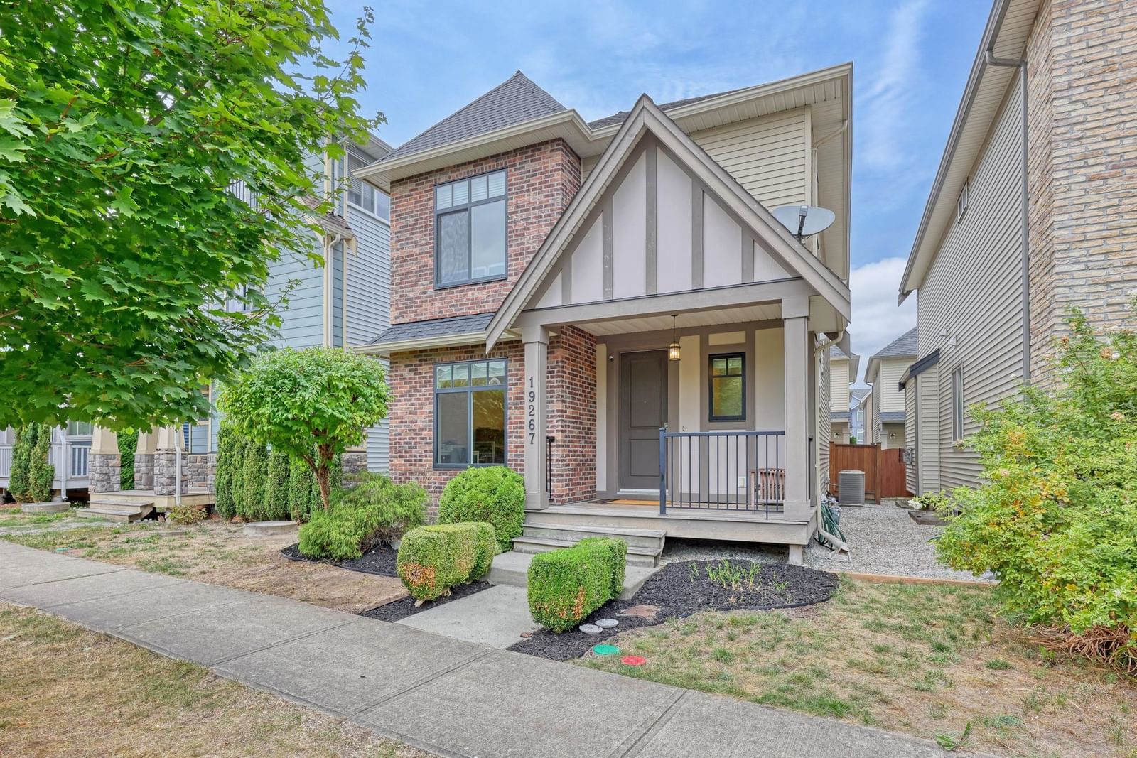 Listing Image 1