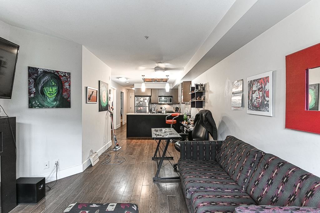 Listing Image 16