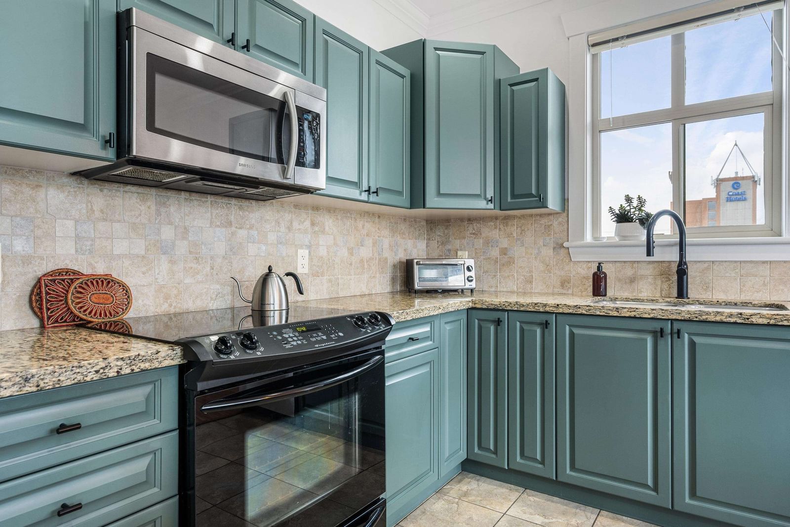 Listing Image 15