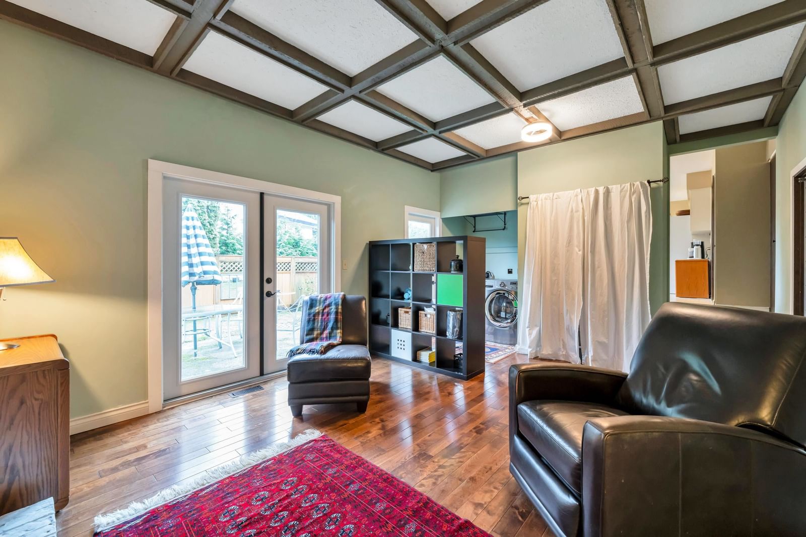 Listing Image 15