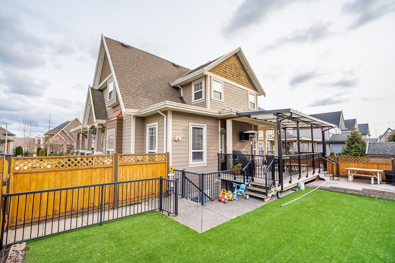 Listing Image 15