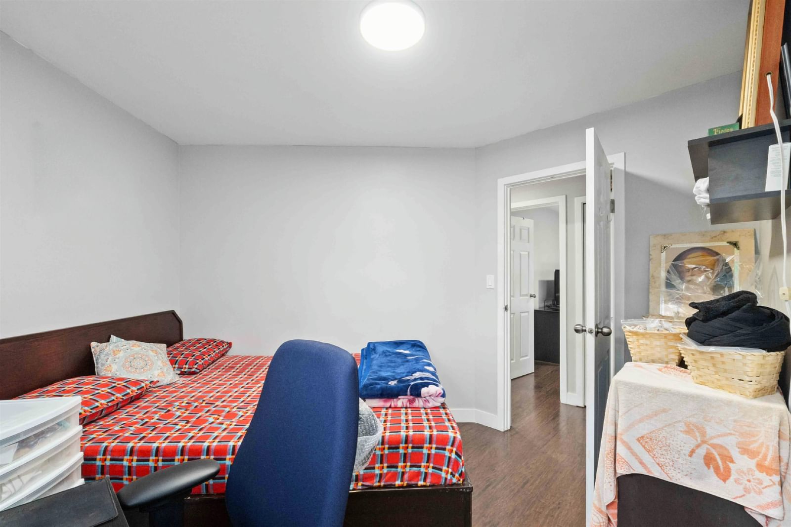 Listing Image 18