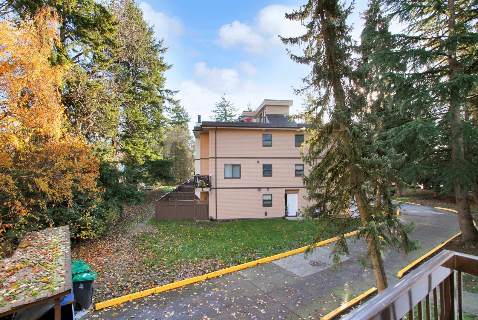 Listing Image 18