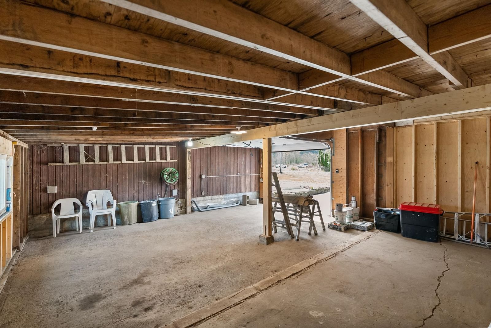 Listing Image 17