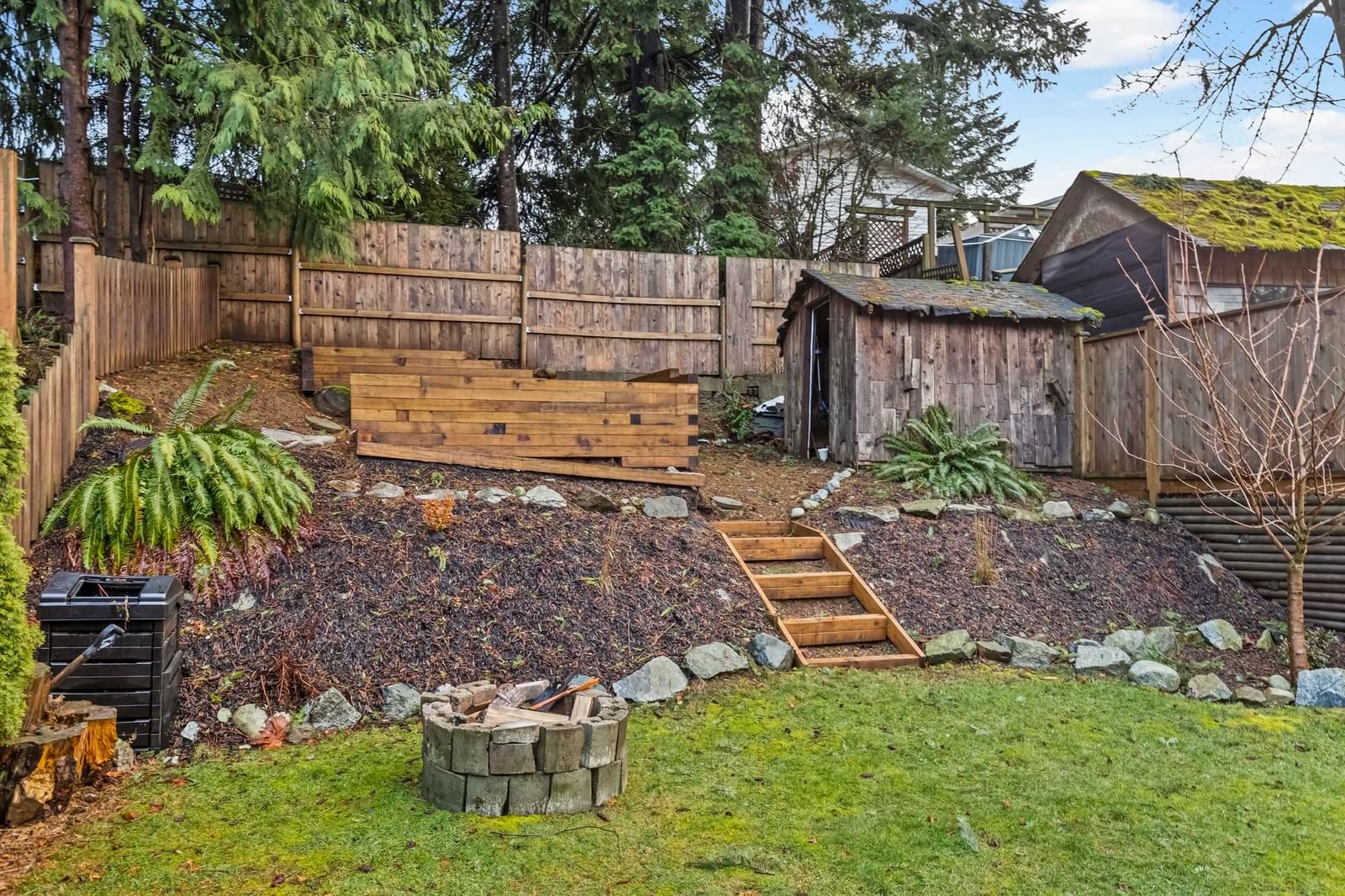 Listing Image 8