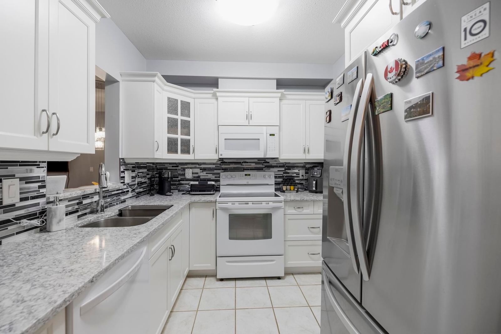 Listing Image 16