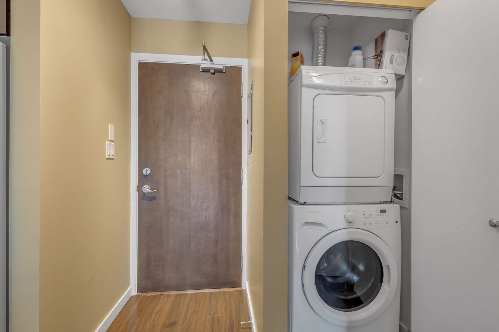 Listing Image 17