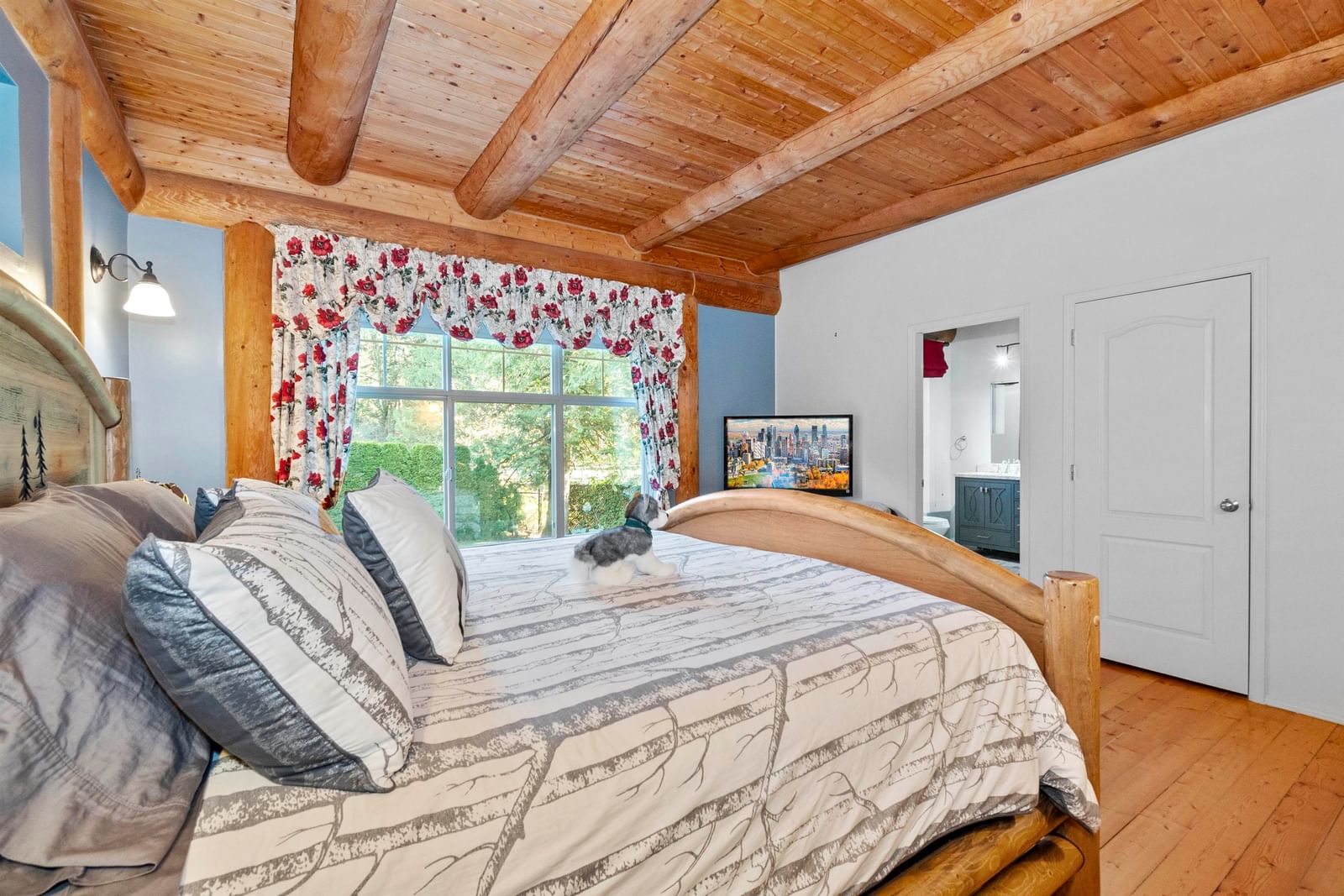 Listing Image 21