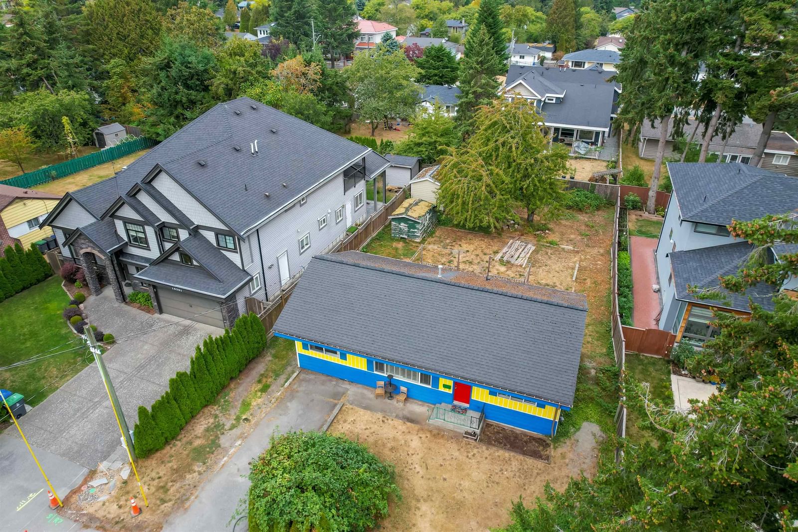 Listing Image 5