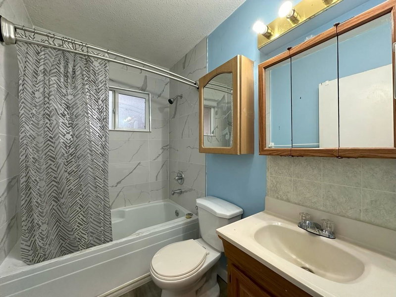 12893 114a Avenue, Surrey, V3R 2N1 | Image 3