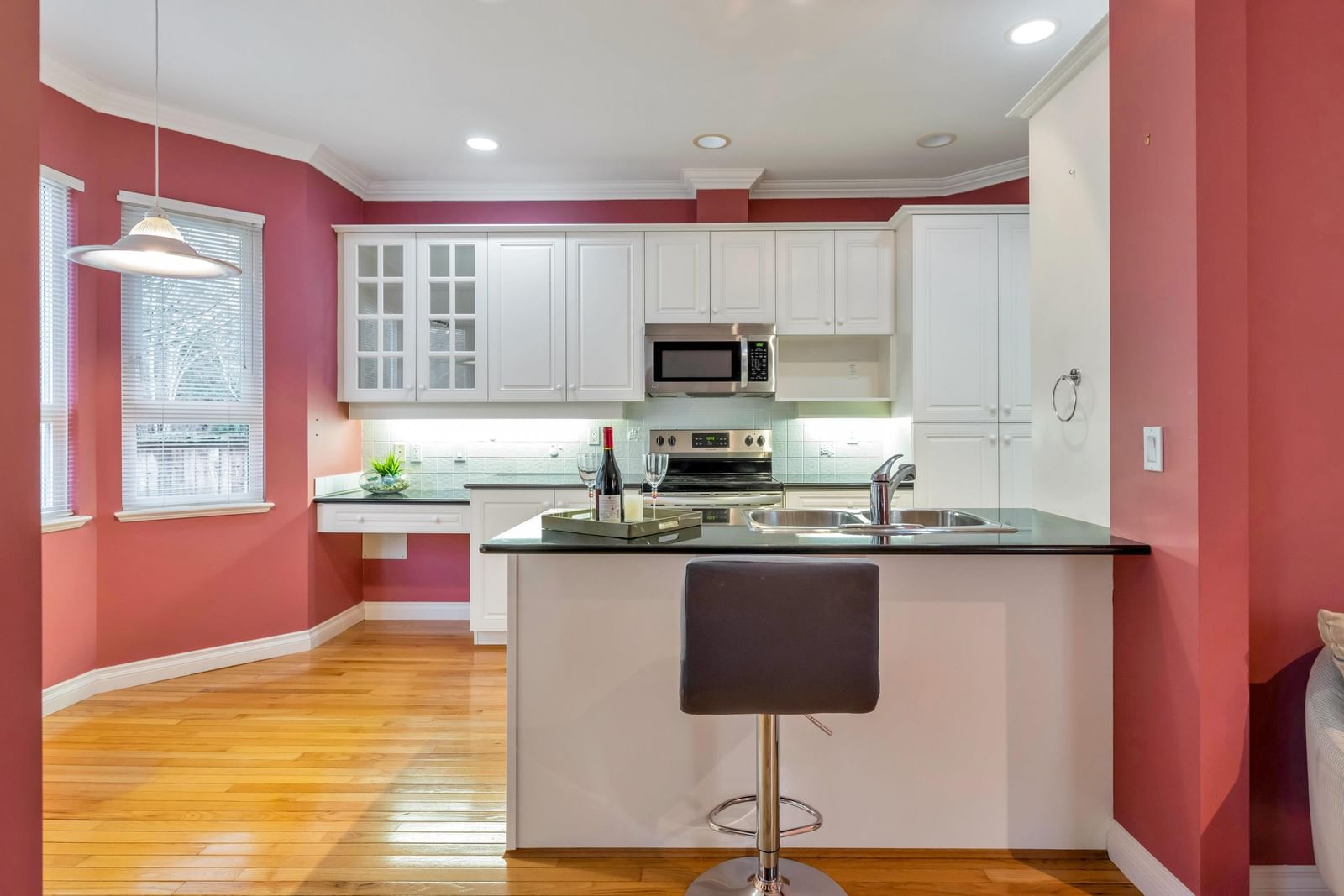 Listing Image 15