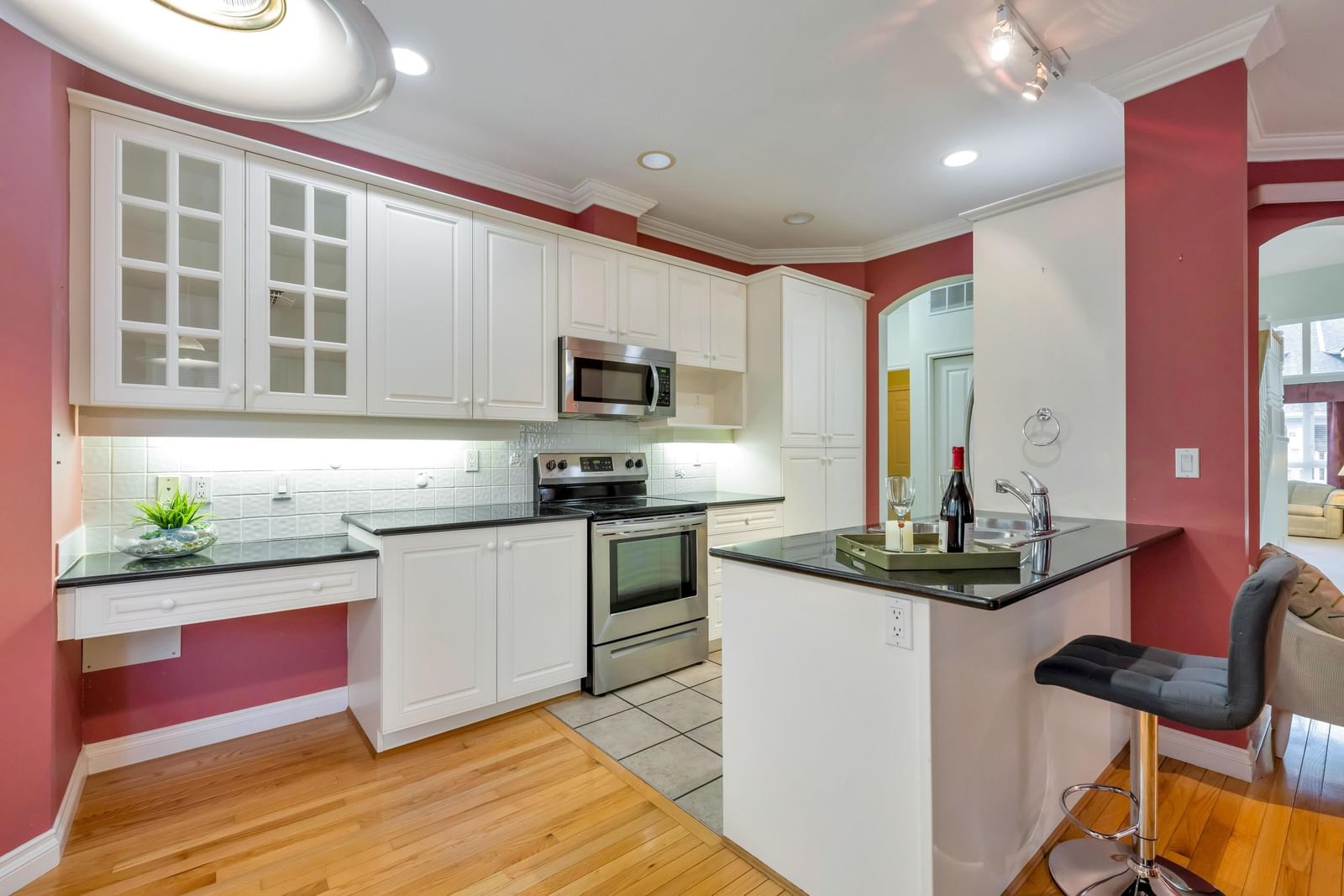 Listing Image 16
