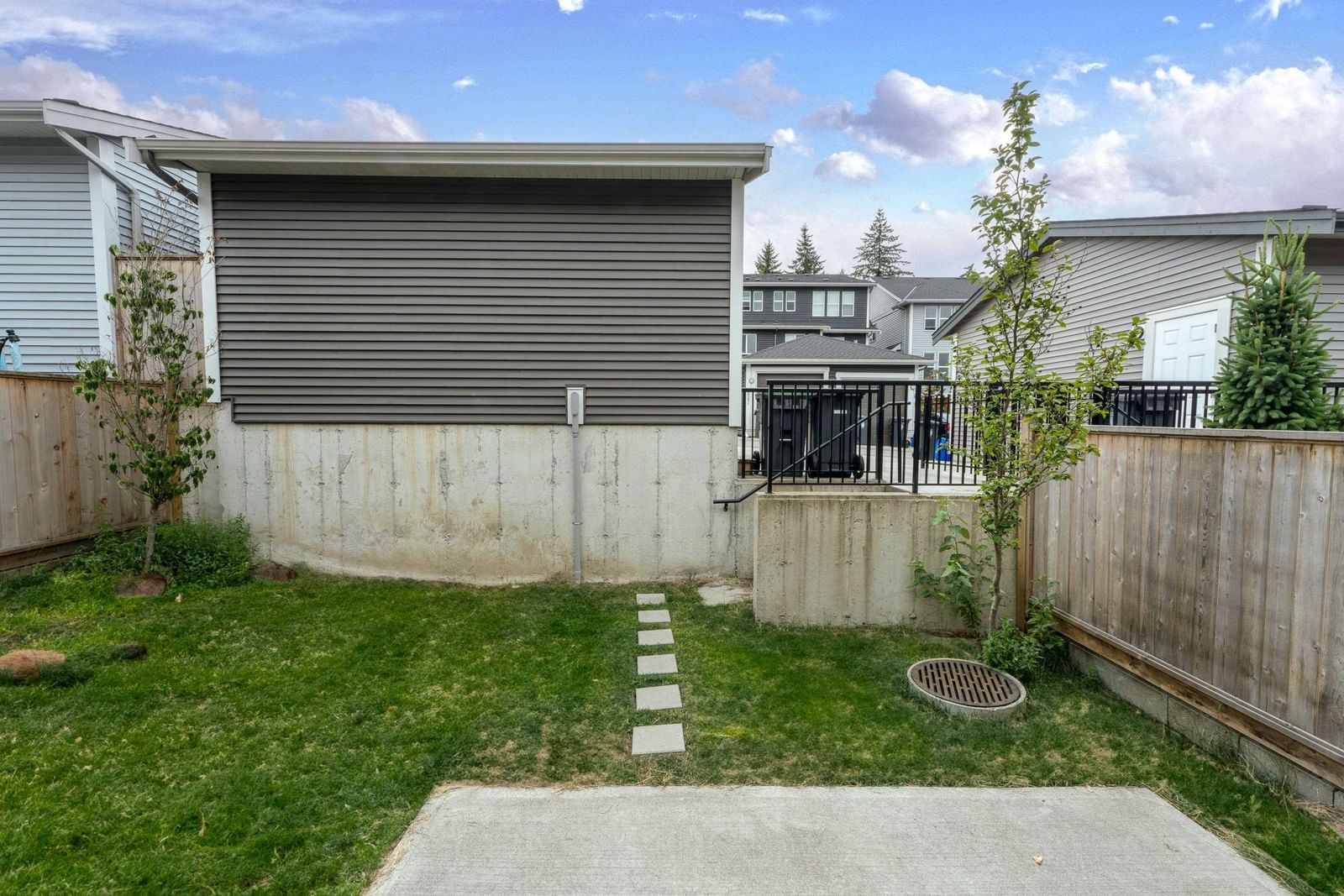 Listing Image 27