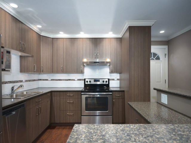302 - 9146 Saturna Drive