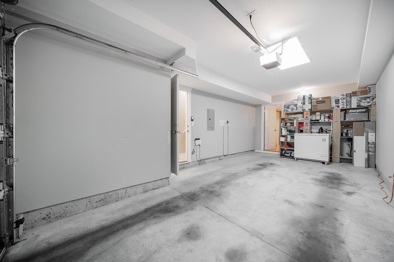 Listing Image 30