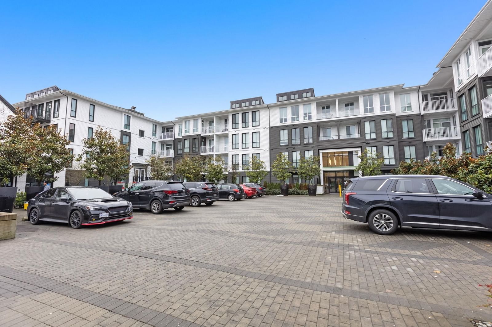 Listing Image 21