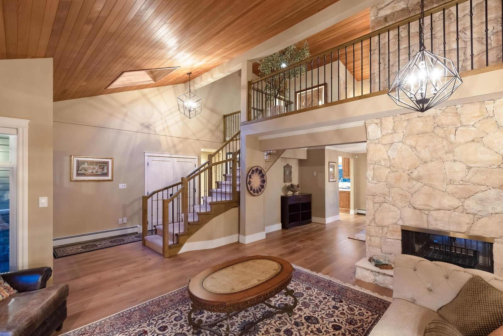 Listing Image 19