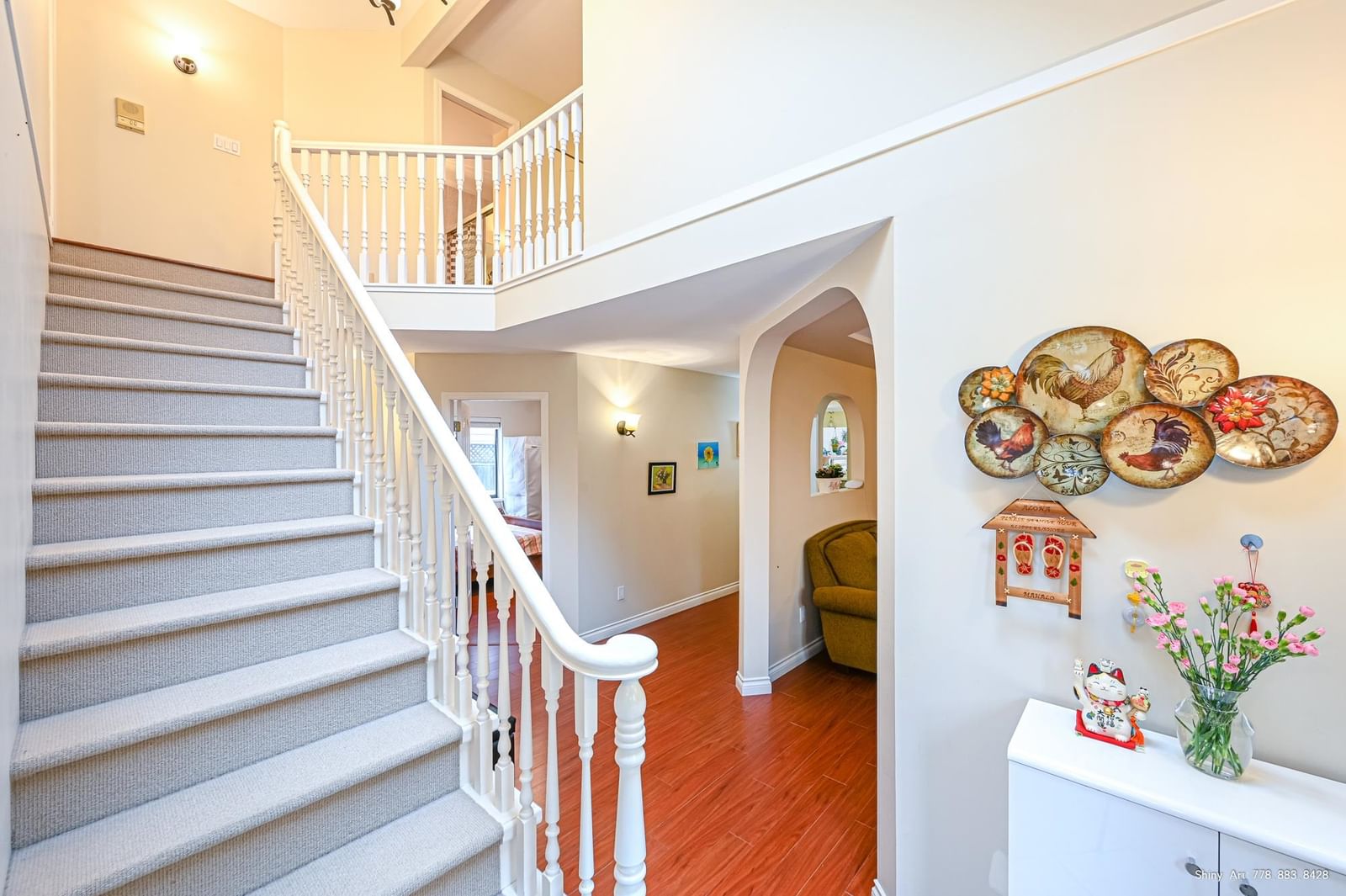 Listing Image 12
