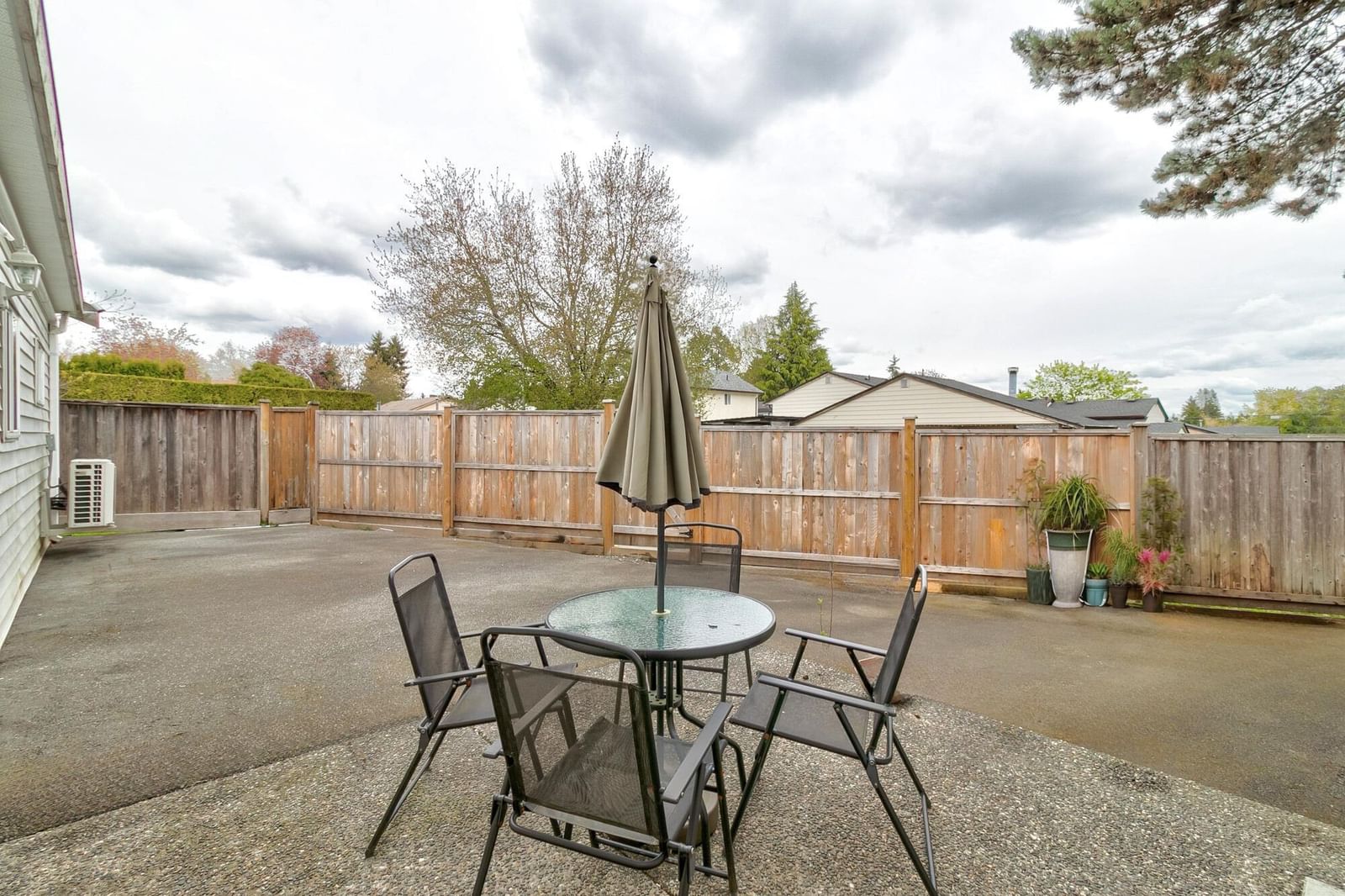 Listing Image 17