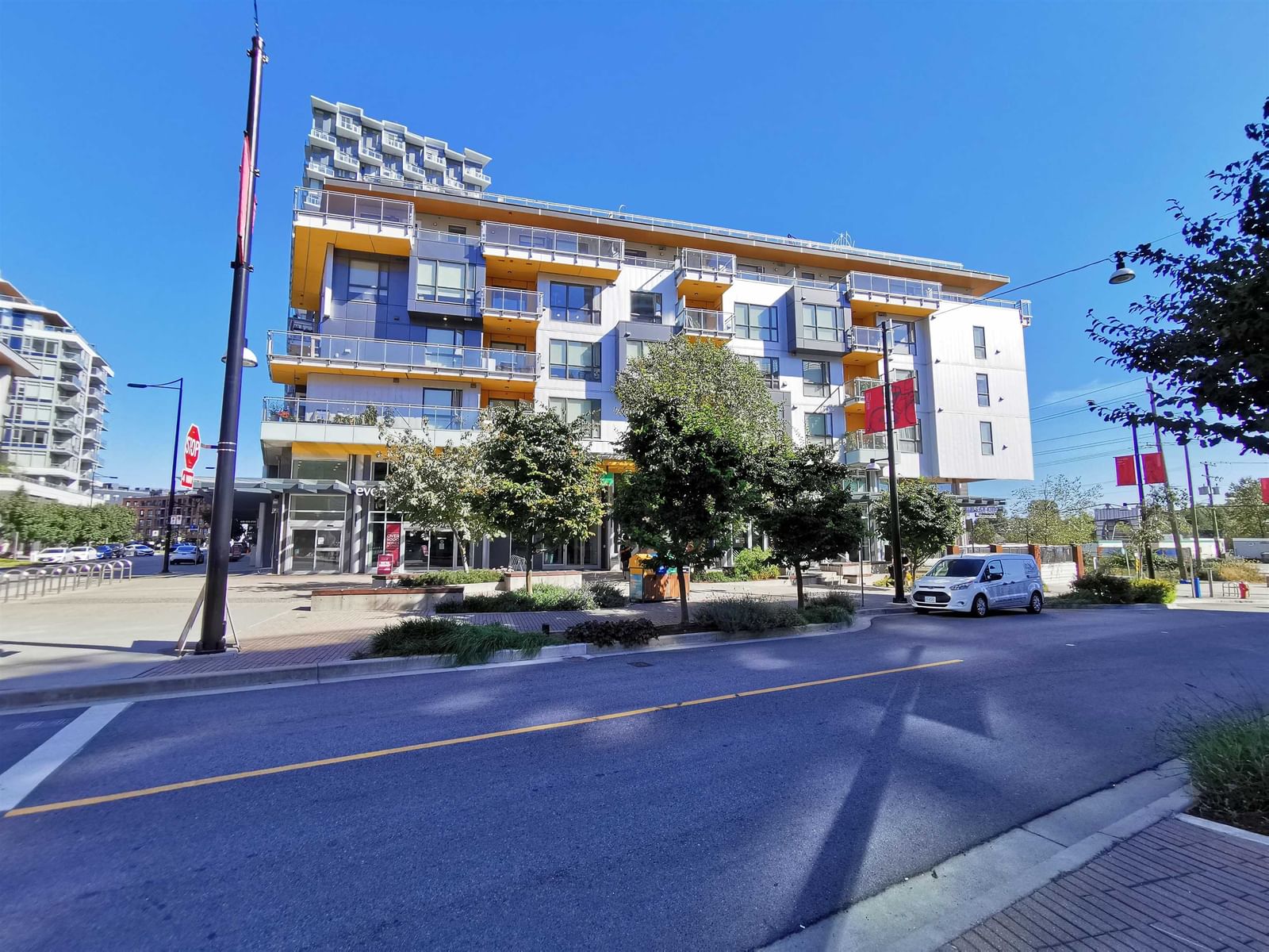 Listing Image 15