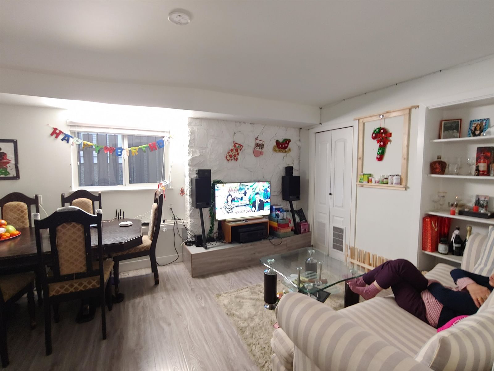 Listing Image 18