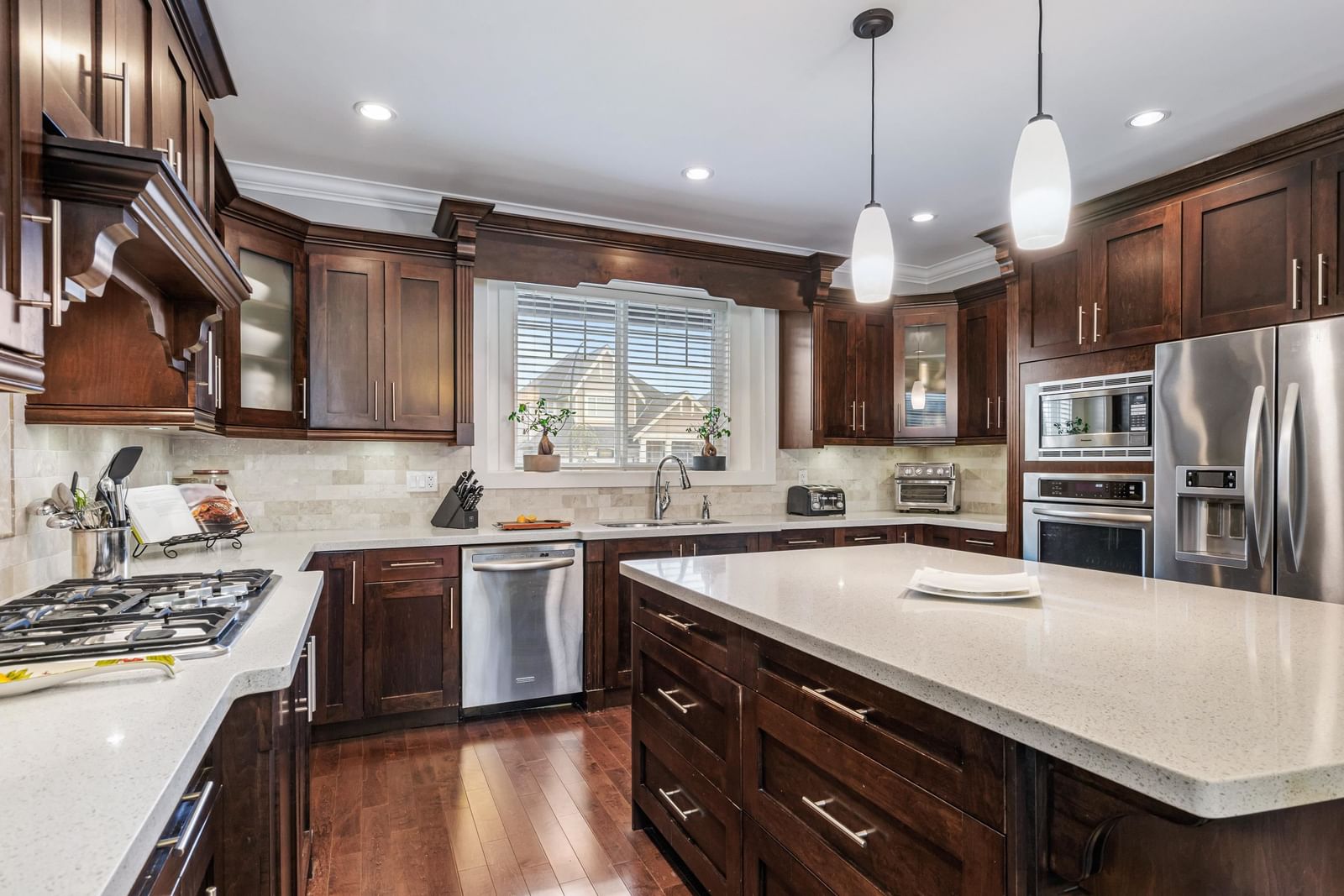 Listing Image 15