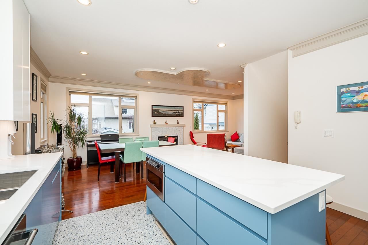 Listing Image 8