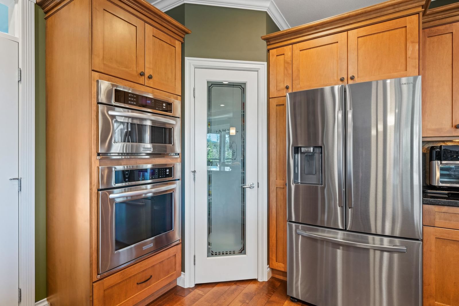 Listing Image 13