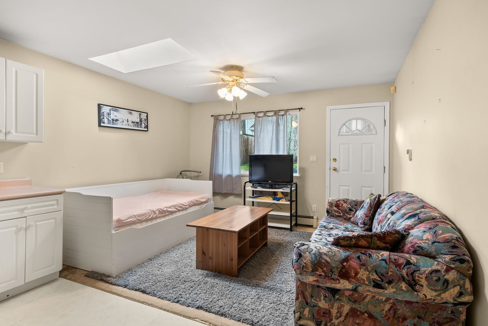 Listing Image 19