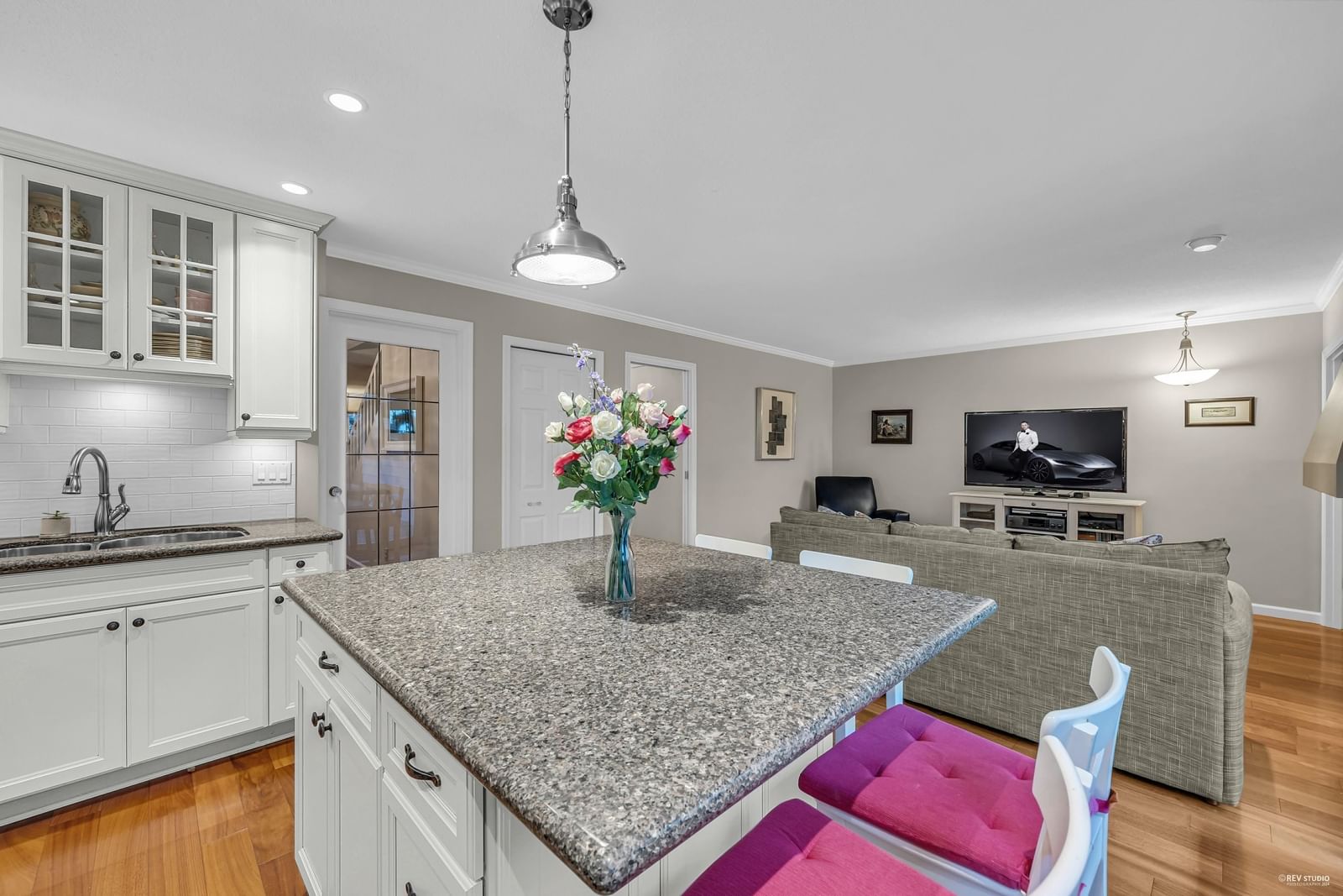 Listing Image 15