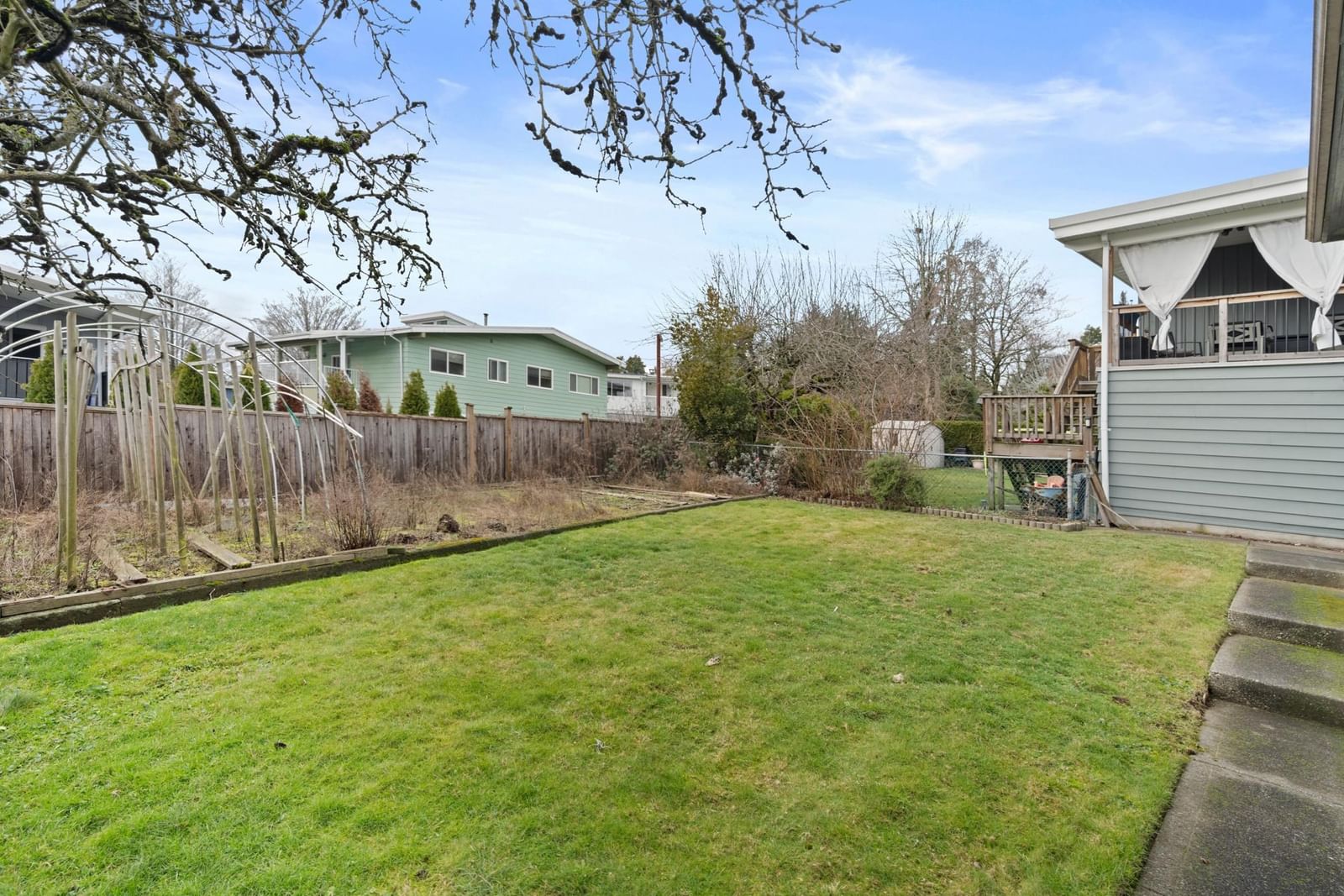 Listing Image 40