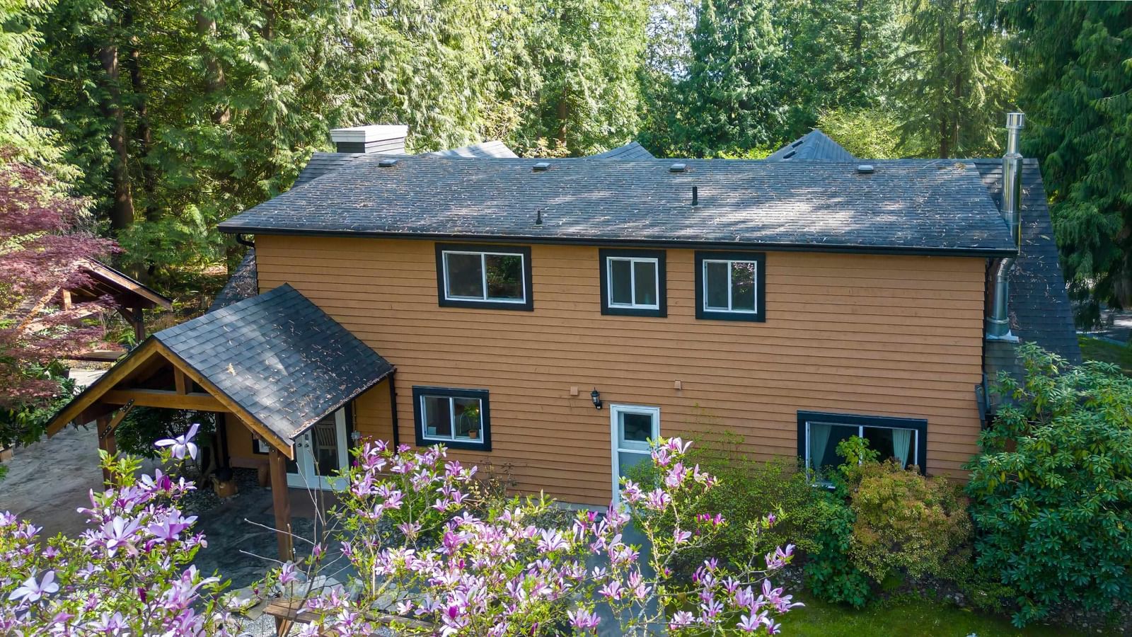 Listing Image 11