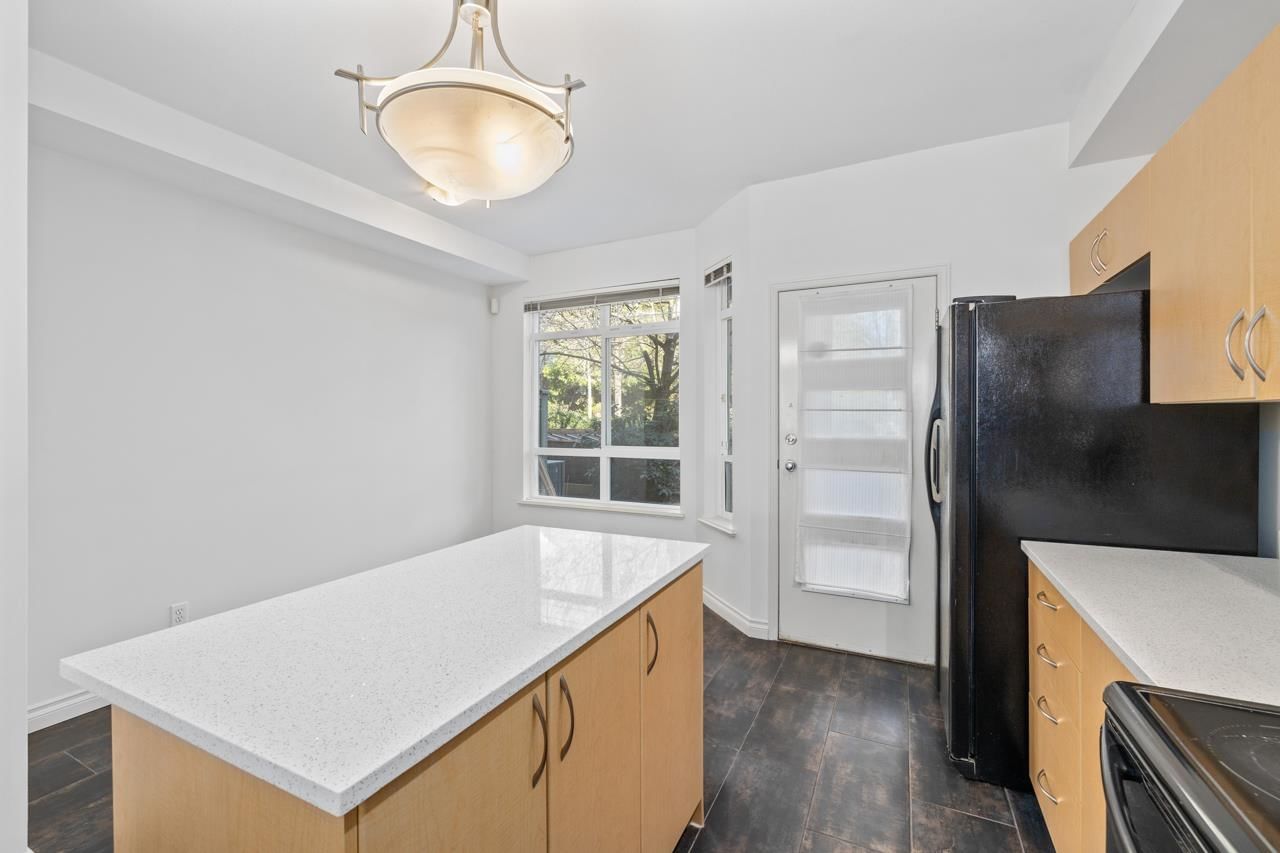 Listing Image 15