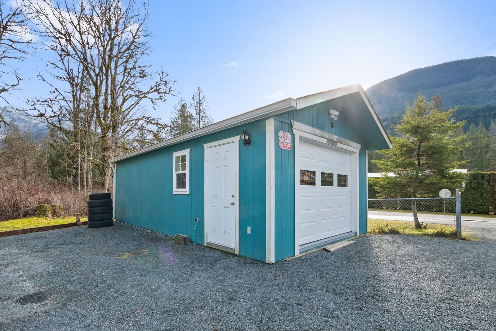 Listing Image 9