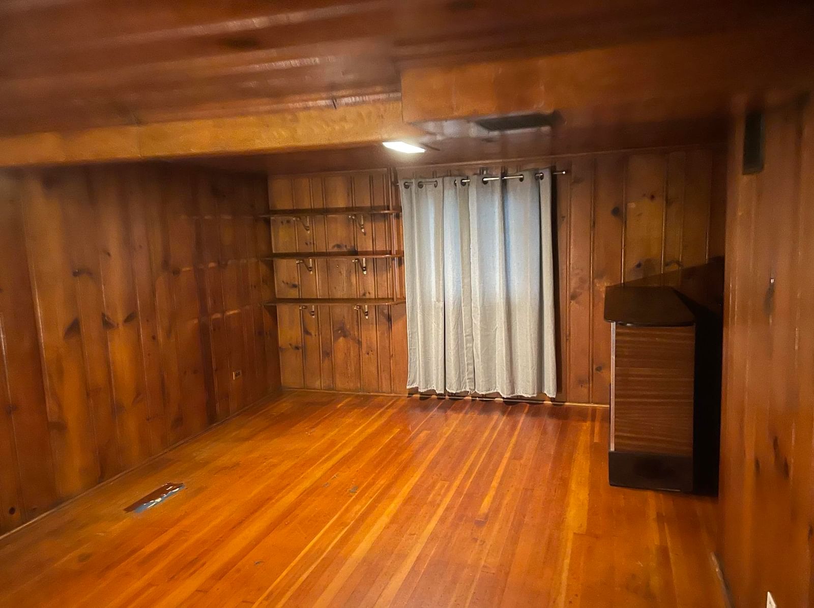 Listing Image 17