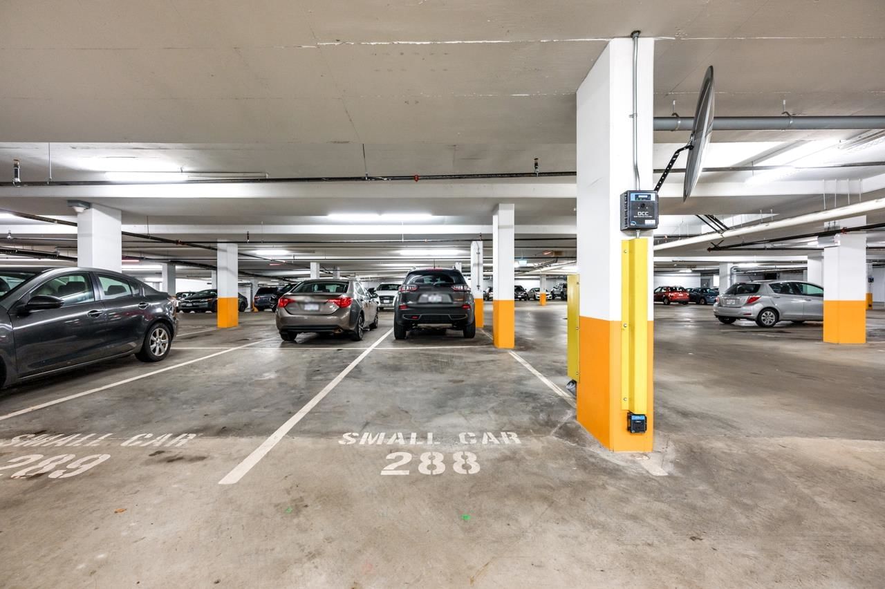 Listing Image 26